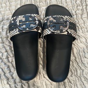 Tory Burch leather snakeskin slides size 6.5